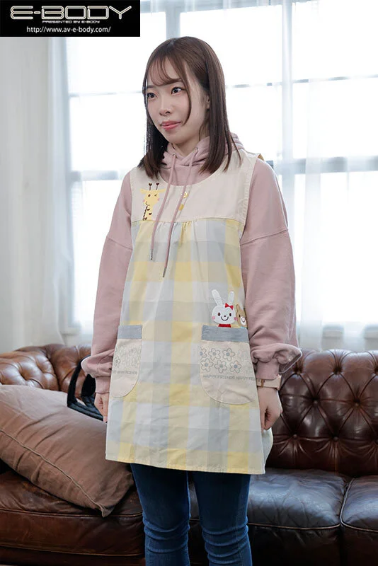 子供達がみんな大好きな優しい’なな先生’が実はむっつりスケベ!? エプロンで隠していたグラドル並み細身ロケットGcup保育士 AVデビュー 坂井なな